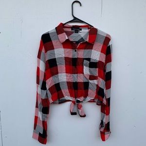 Long sleeve cropped flannel